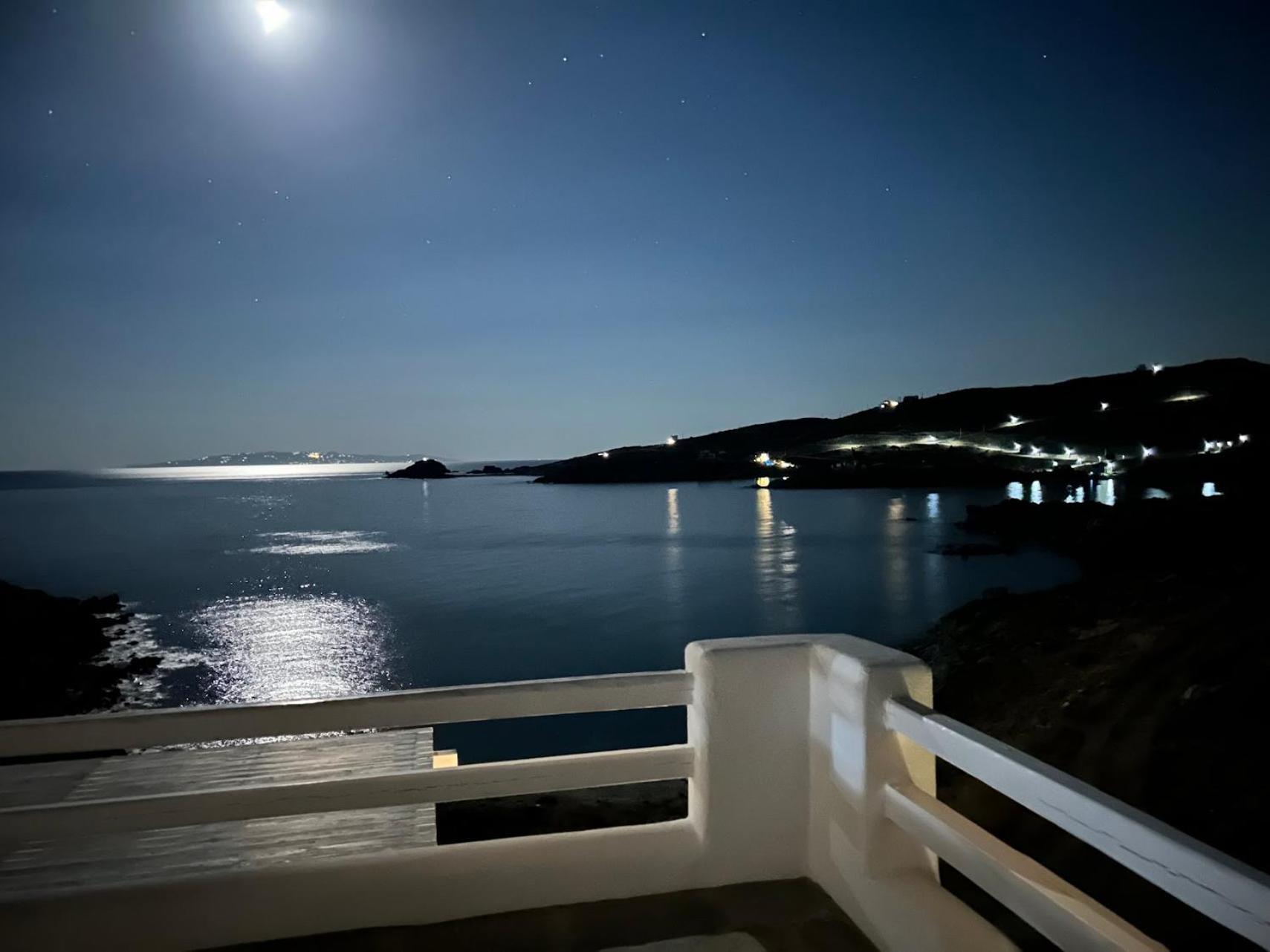 The South Breeze Villa Karystos  Exterior foto